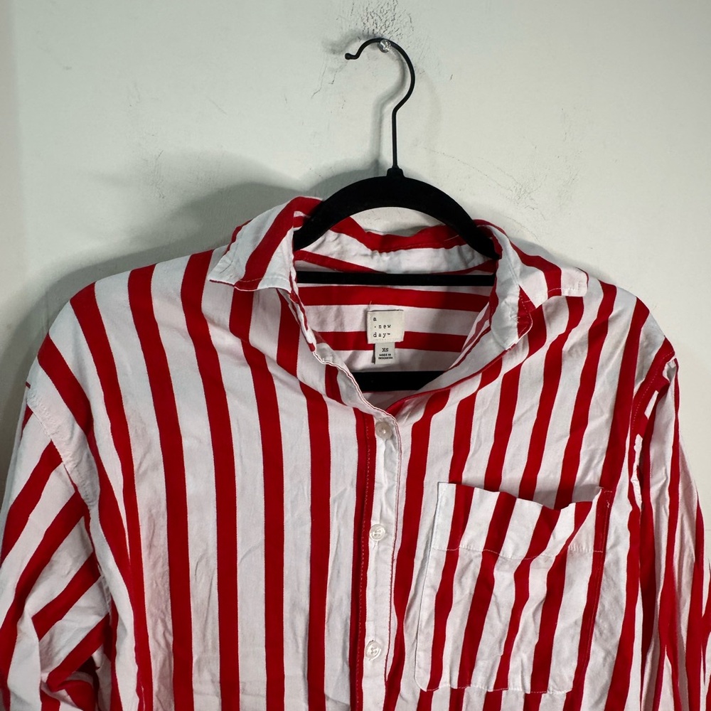 A New Day Red and White Striped Button Down Shirt, size XS - Picture 4 of 8